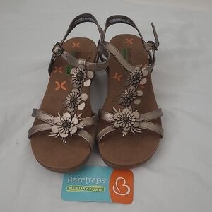 BareTraps Hammond Women's Bronze Floral Sandals